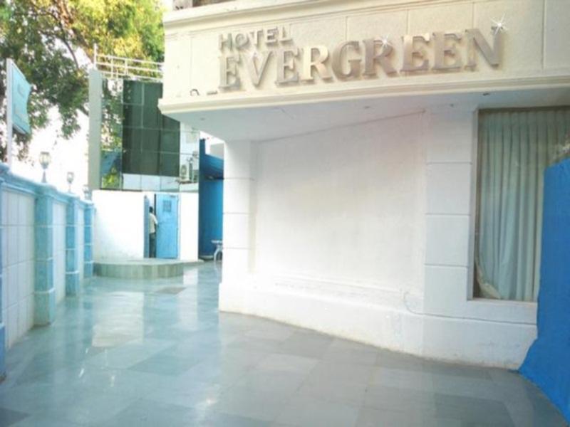 Hotel Evergreen Bombaim Exterior foto
