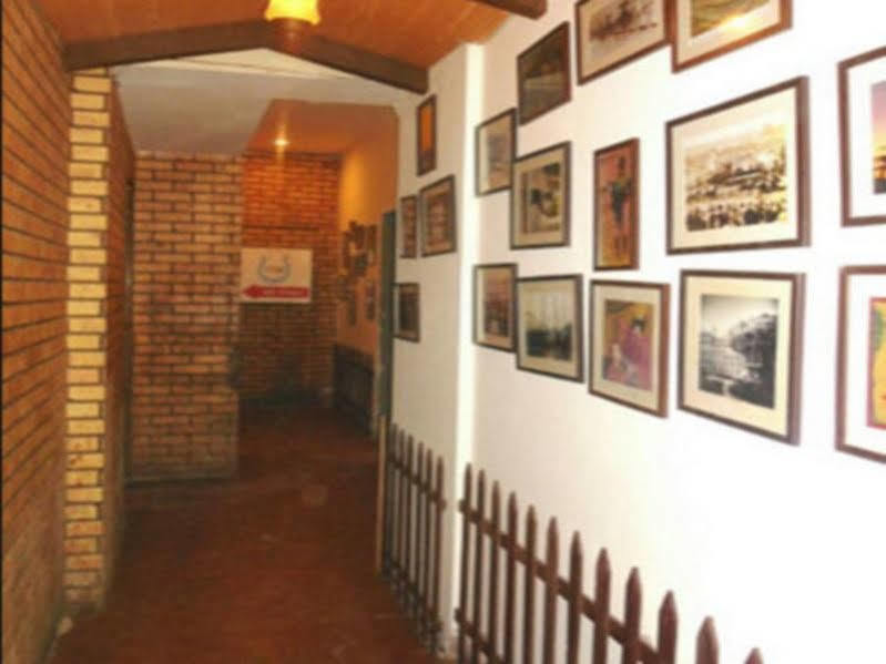 Hotel Evergreen Bombaim Exterior foto